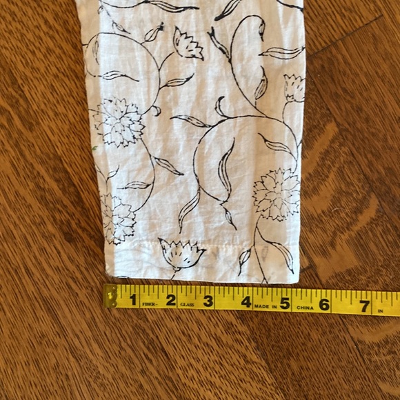 Kerry Cassill Pullover Floral Tunic - Picture 10 of 15